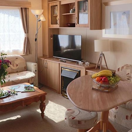 Palm 1 Park Home With Hot Tub Swanage Eksteriør billede
